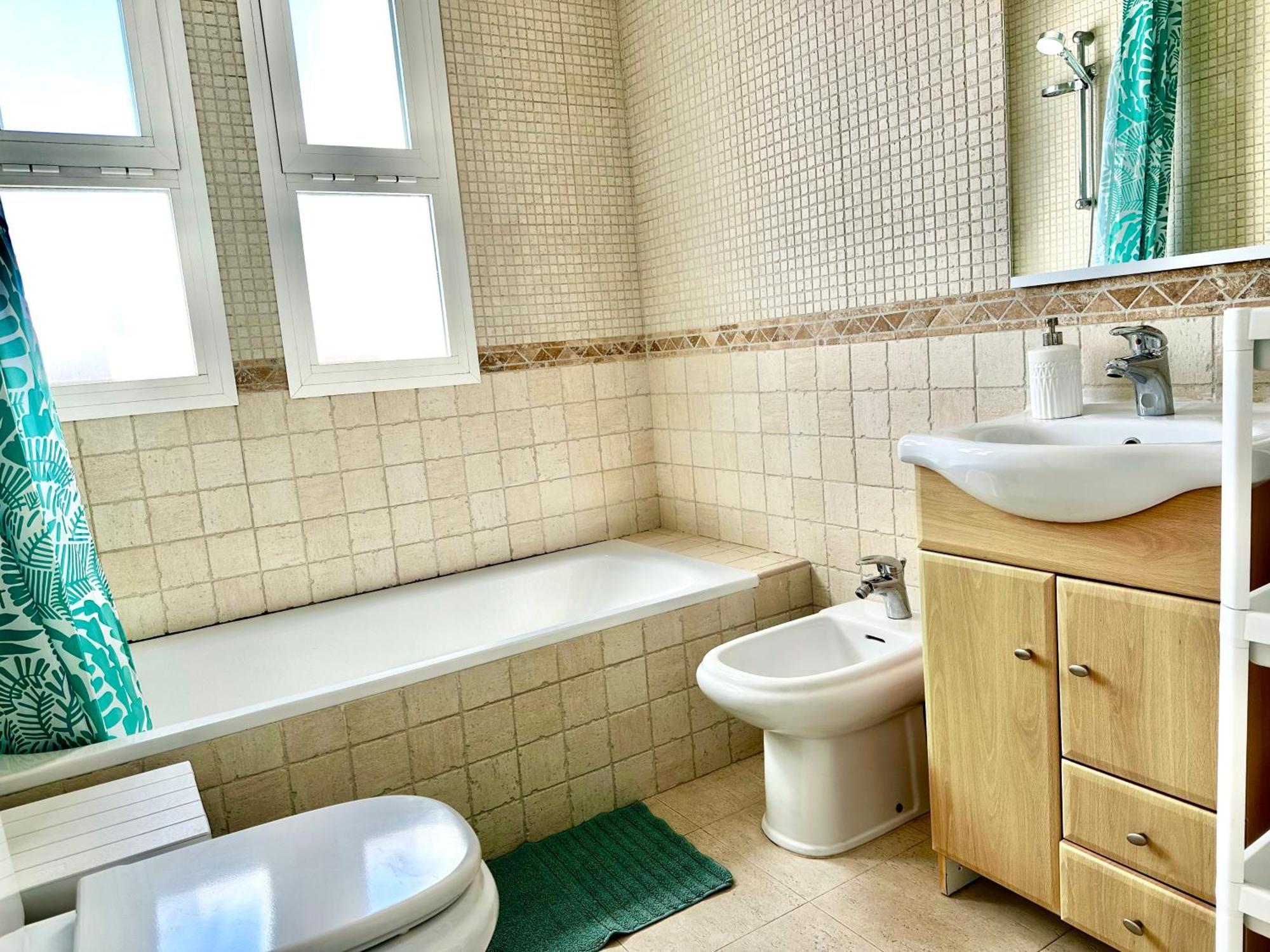 Bright Apartment 300M From The Beach Ситио-де-Калаонда Экстерьер фото